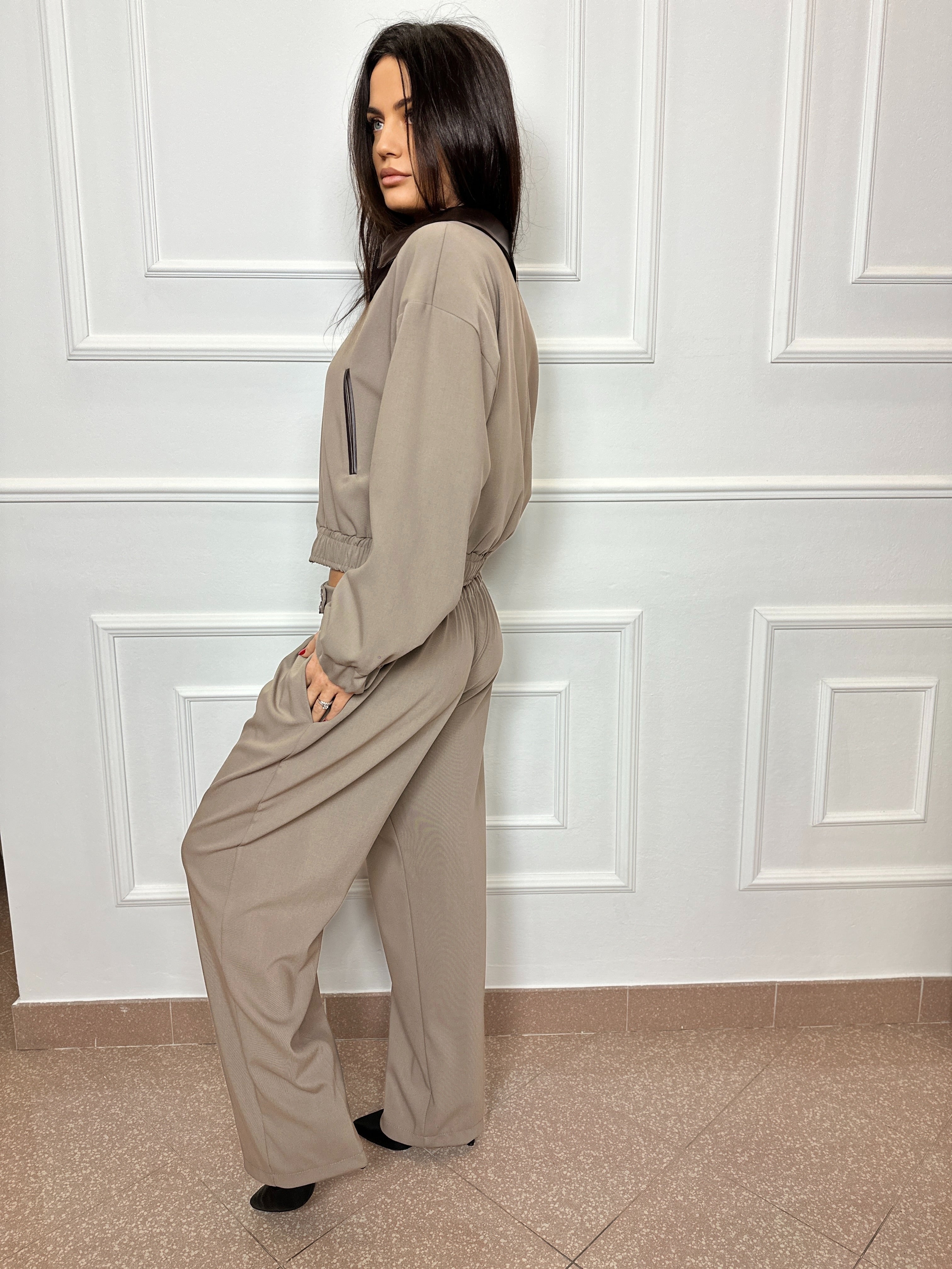 Coordinato.crboutique.marrone.ecopelle.sportivo.elegante