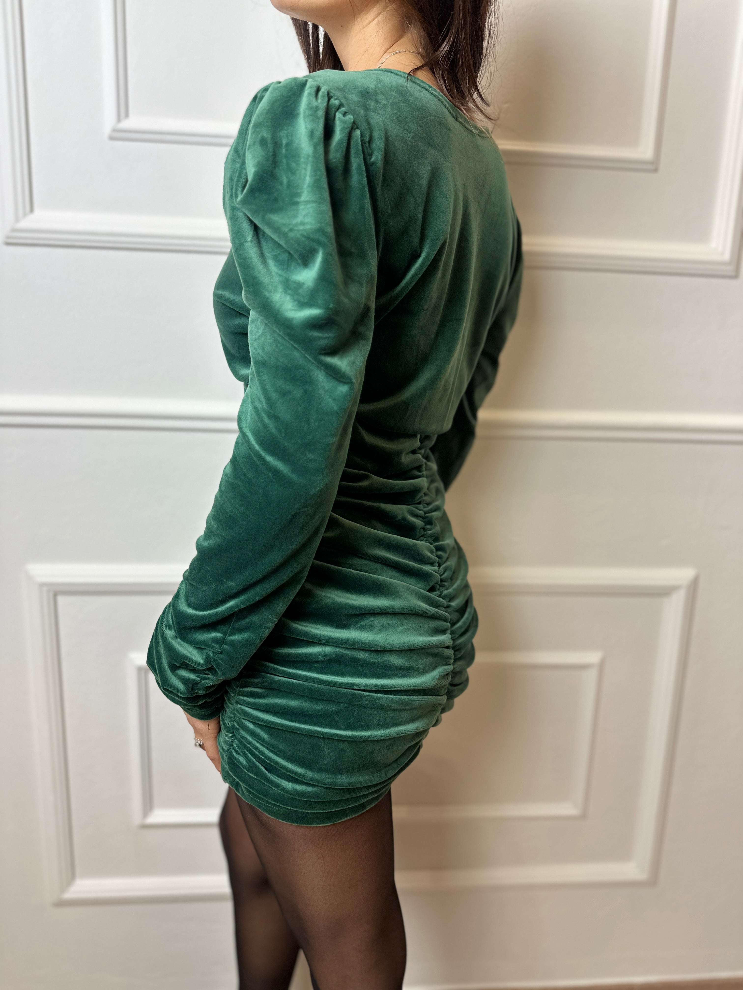 Abito.corto.ceboutique.outfit.elegante.rosso.verde