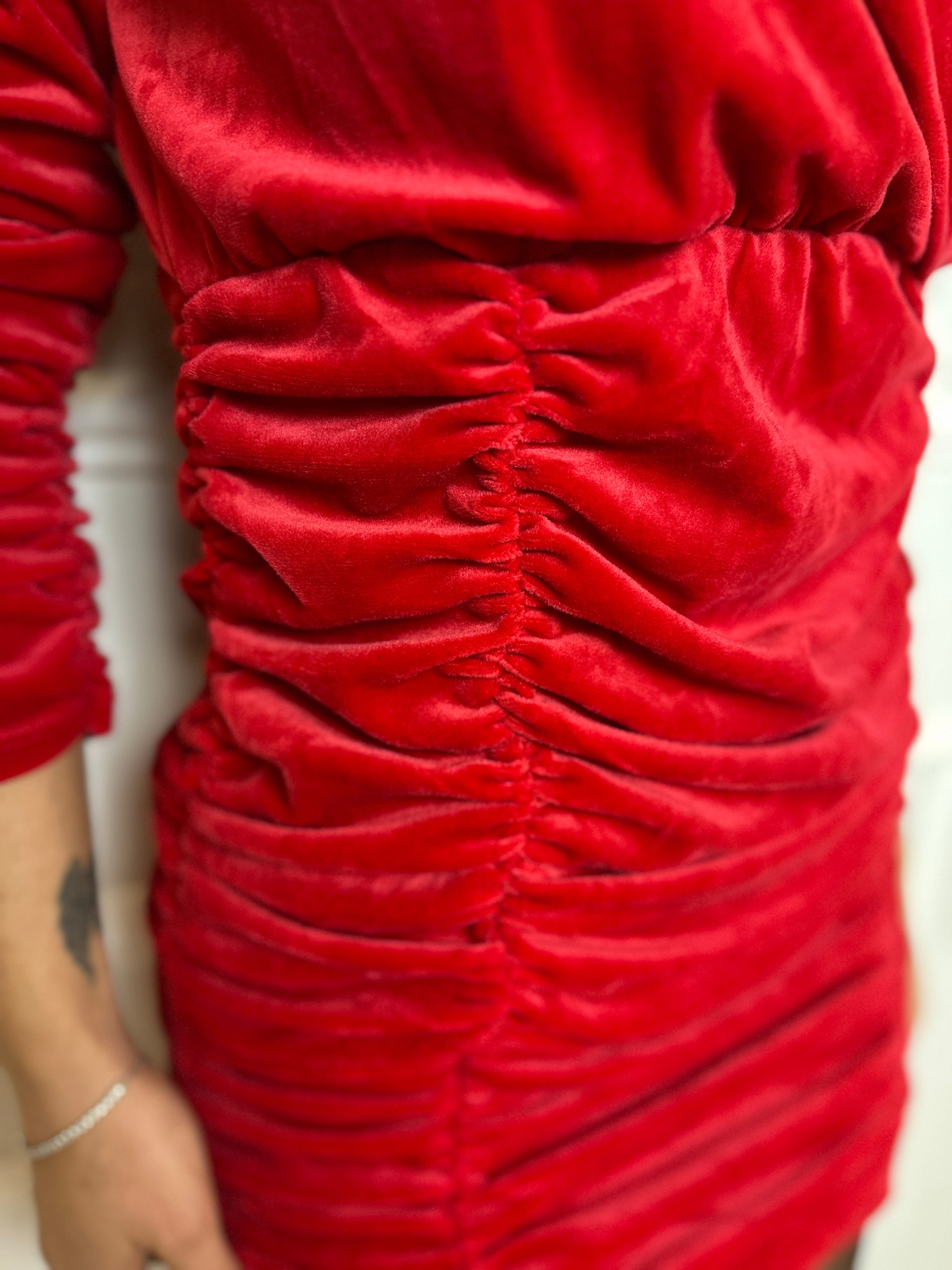 Abito.corto.ceboutique.outfit.elegante.rosso.verde
